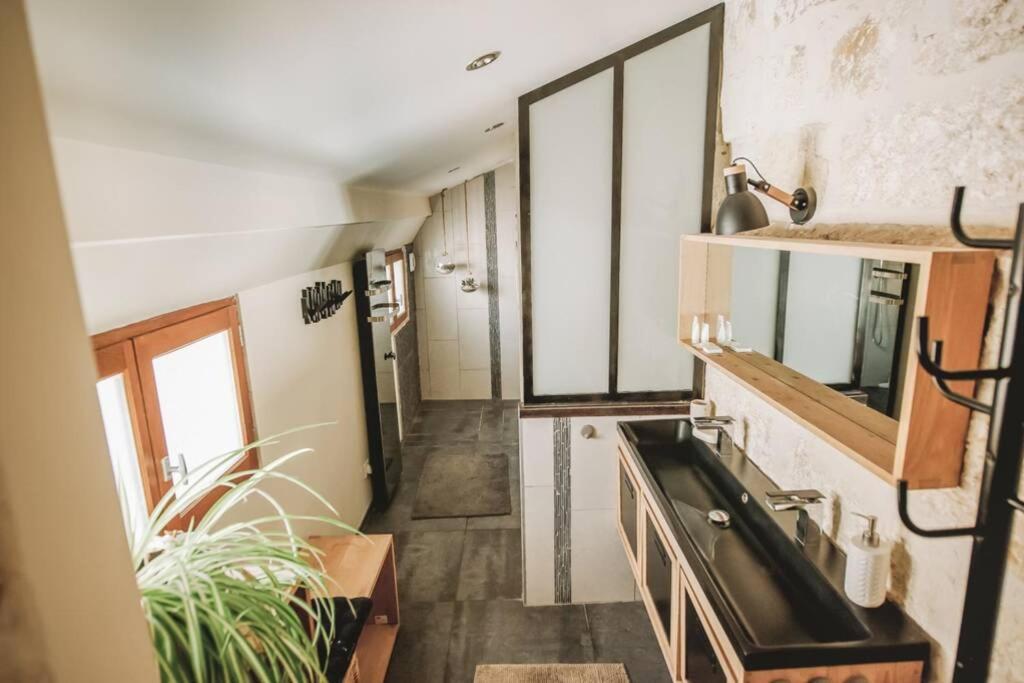 Duplex Climatise Centre Ancien 7Min A Pied Du Palais 6 Couchages Apartment อาวีญง ภายนอก รูปภาพ
